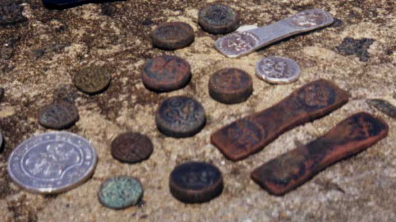 Array of fake Coins